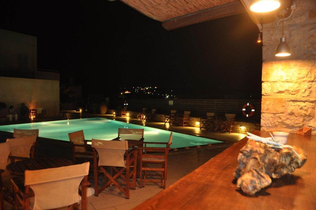 Petradi Aparthotel Livadi  Bagian luar foto