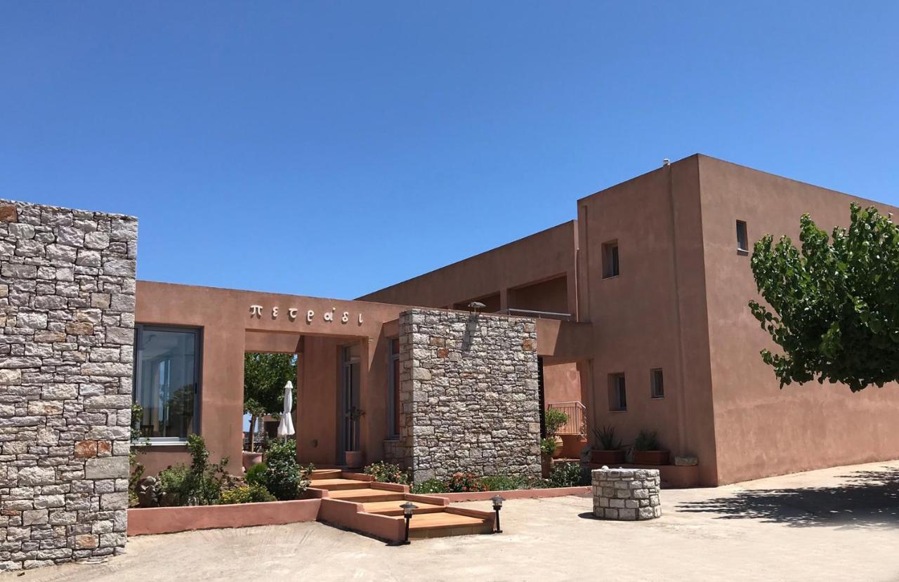 Petradi Aparthotel Livadi  Bagian luar foto